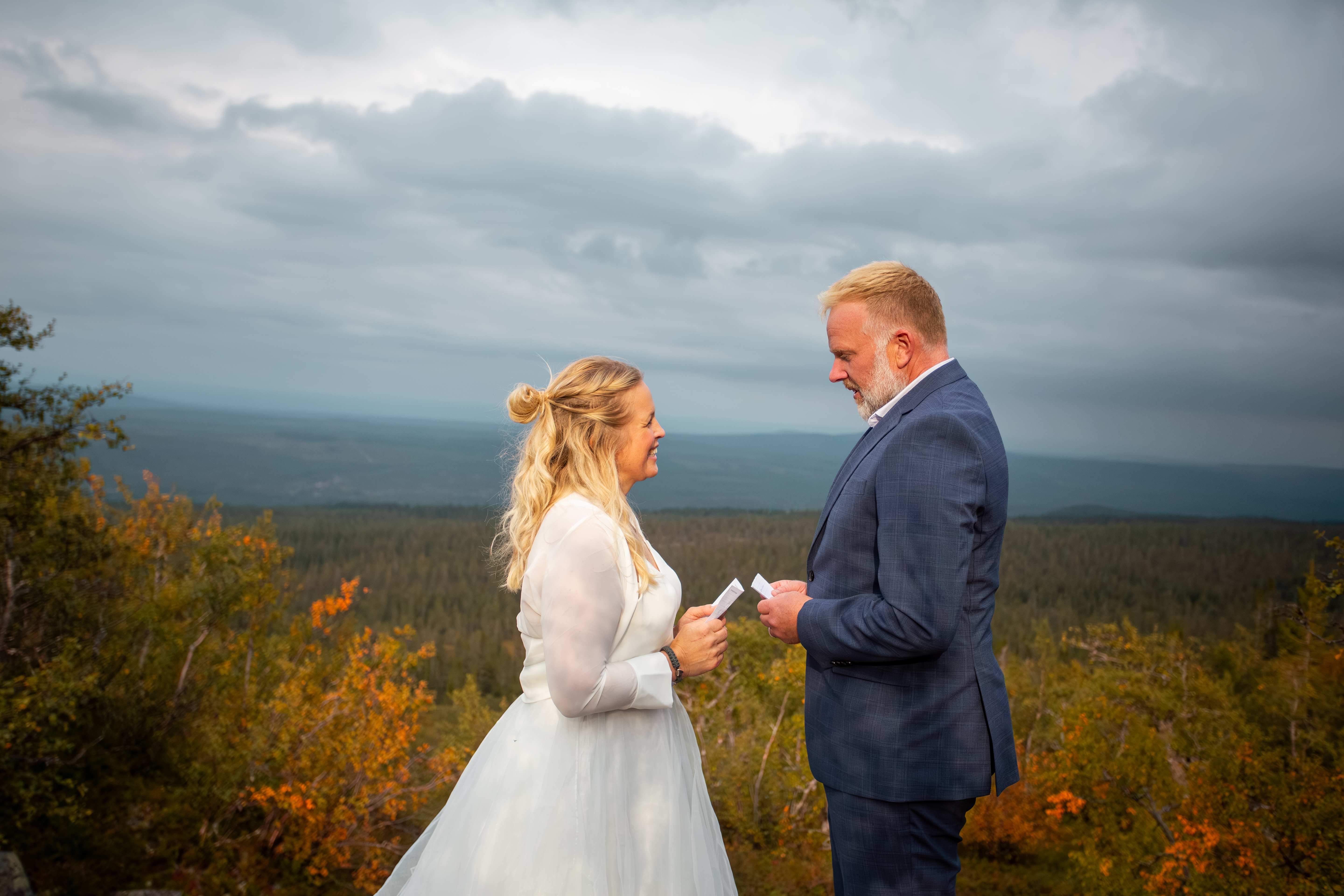 Fulufjället Elopement Guide: Best Spots for Quiet Vows